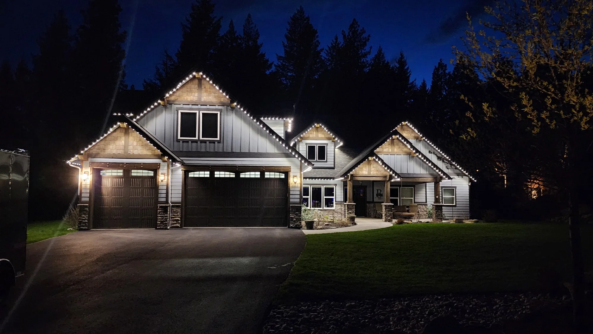 Cincinnati home with permanent LED lighting installation